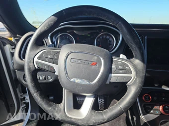 2016 Dodge Challenger R/T Plus – miniatura 10