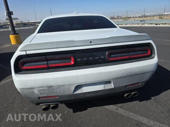 2016 Dodge Challenger R/T Plus – miniatura 5