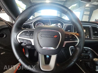 2016 Dodge Challenger R/T Plus - miniatura 10