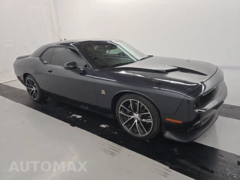 2016 Dodge Challenger R/T Scat Pack - miniatura 3