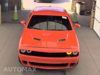 2016 Dodge Challenger R/T Scat Pack – miniatura 2