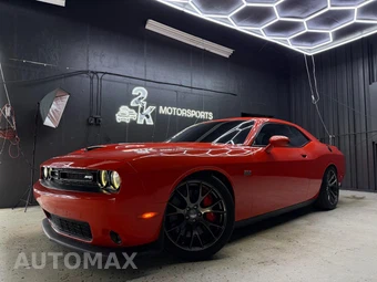 2016 Dodge Challenger SRT 392 - miniatura 4