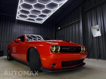 2016 Dodge Challenger SRT 392 - miniatura 7