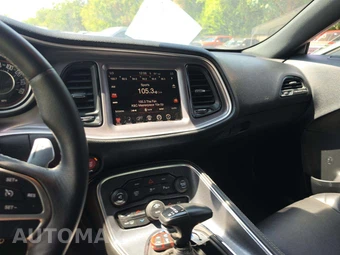 2016 Dodge Challenger SRT Hellcat - miniatura 10