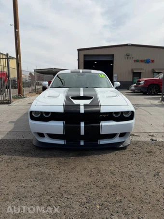 2016 Dodge Challenger SRT Hellcat – miniatura 2
