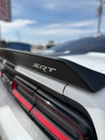2016 Dodge Challenger SRT Hellcat – miniatura 9