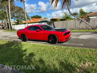 2016 Dodge Challenger SRT Hellcat - miniatura 2