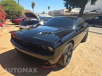 2016 Dodge Challenger SXT