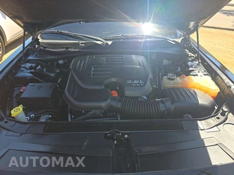 2016 Dodge Challenger SXT – miniatura 16