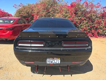 2016 Dodge Challenger SXT – miniatura 5