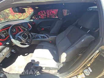 2016 Dodge Challenger SXT – miniatura 7