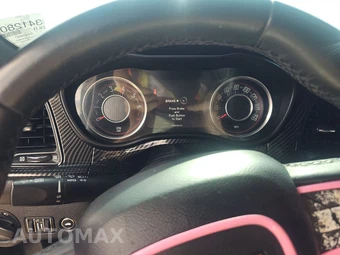 2016 Dodge Challenger SXT – miniatura 12