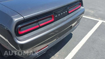 2016 Dodge Challenger SXT – miniatura 37