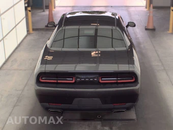 2016 Dodge Challenger SXT – miniatura 5