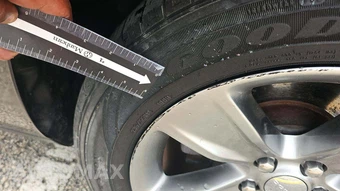 2016 Dodge Challenger SXT - miniatura 23