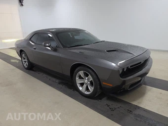 2016 Dodge Challenger SXT - miniatura 3
