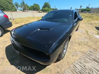 2016 Dodge Challenger SXT
