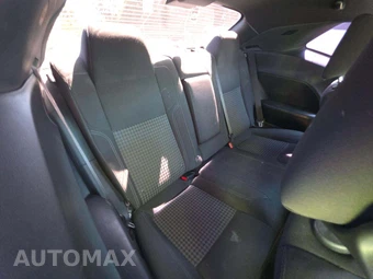 2016 Dodge Challenger SXT - miniatura 12