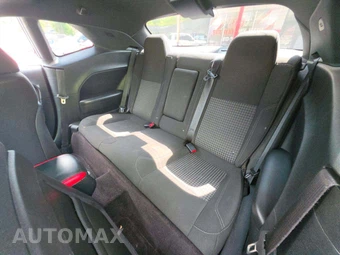 2016 Dodge Challenger SXT – miniatura 13