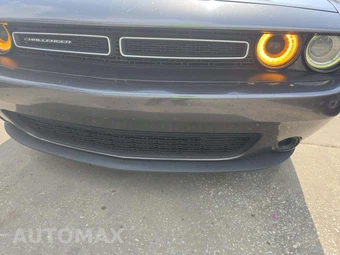 2016 Dodge Challenger SXT – miniatura 21