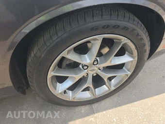2016 Dodge Challenger SXT – miniatura 23