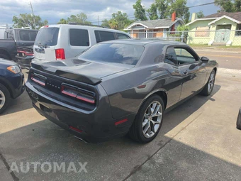 2016 Dodge Challenger SXT – miniatura 3