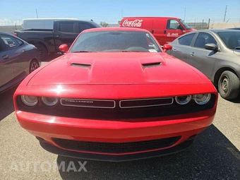 2016 Dodge Challenger SXT - miniatura 2