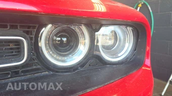 2016 Dodge Challenger SXT - miniatura 29