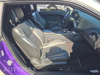 2016 Dodge Challenger SXT Plus - miniatura 8