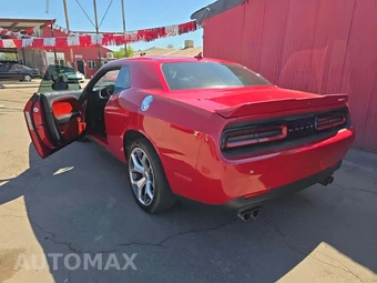 2016 Dodge Challenger SXT Plus - miniatura 2