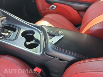 2016 Dodge Challenger SXT Plus - miniatura 8