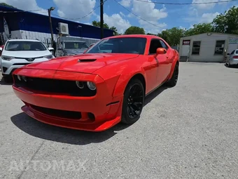 2016 Dodge Challenger SXT Plus