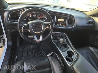 2016 Dodge Challenger SXT Plus – miniatura 11