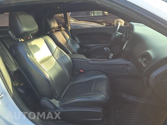 2016 Dodge Challenger SXT Plus – miniatura 8
