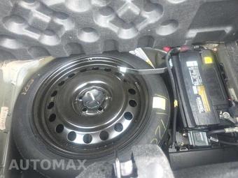 2016 Dodge Challenger SXT Plus – miniatura 7