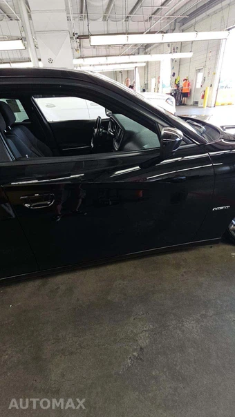 2016 Dodge Charger R/T – miniatura 25