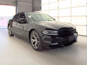 2016 Dodge Charger R/T – miniatura 3