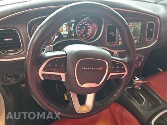 2016 Dodge Charger R/T – miniatura 10