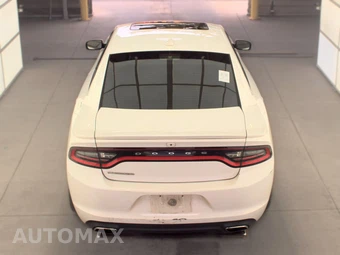 2016 Dodge Charger R/T – miniatura 5