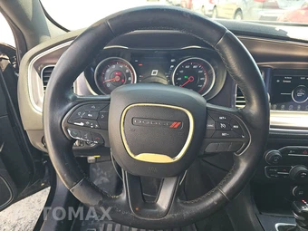 2016 Dodge Charger SE – miniatura 10