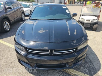 2016 Dodge Charger SE – miniatura 2