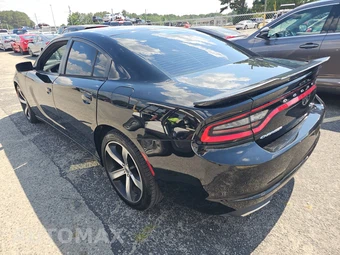 2016 Dodge Charger SE – miniatura 6