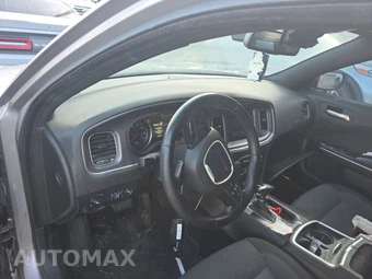 2016 Dodge Charger SE – miniatura 11