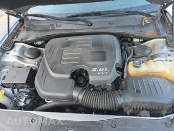 2016 Dodge Charger SE – miniatura 16