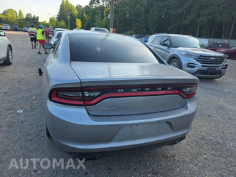 2016 Dodge Charger SE – miniatura 5