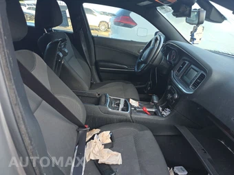 2016 Dodge Charger SE – miniatura 8