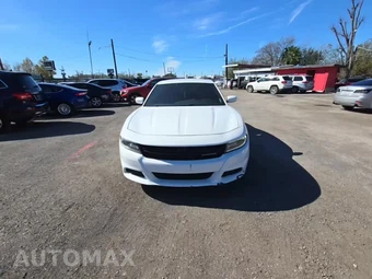 2016 Dodge Charger SE – miniatura 2