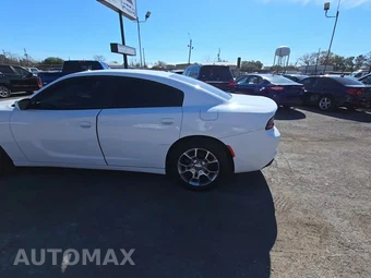 2016 Dodge Charger SE – miniatura 3