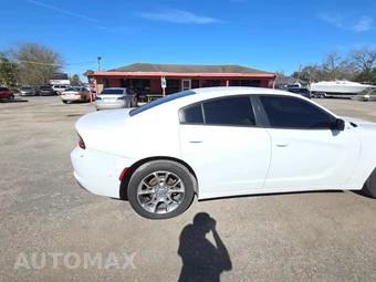 2016 Dodge Charger SE – miniatura 5
