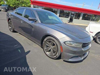 2016 Dodge Charger SXT – miniatura 4